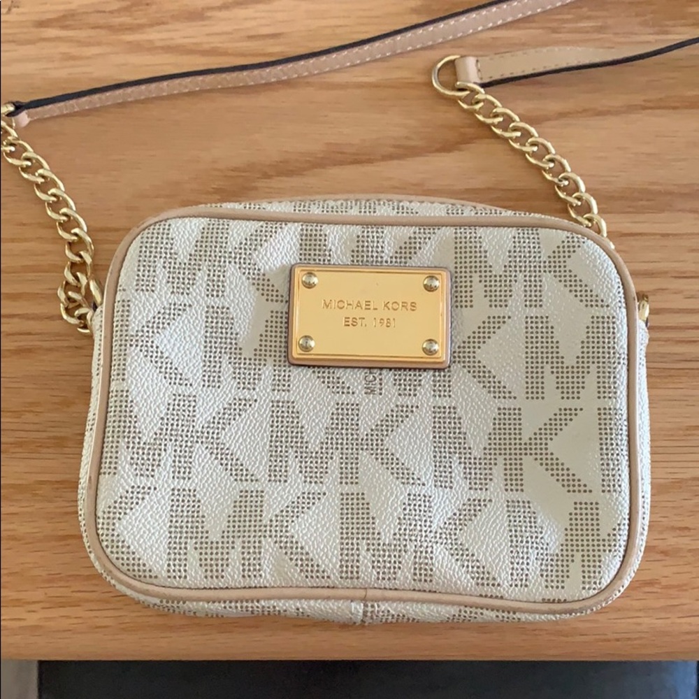MK small purse